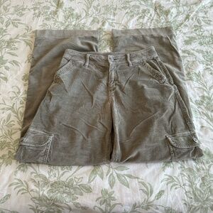 American Eagle Corduroy Super High-Rise Baggy Wide Leg Cargo Pants
